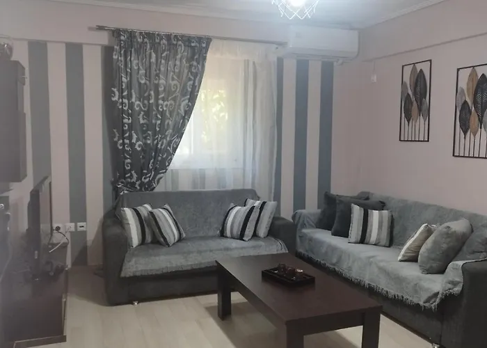 Niki\'S Apartment